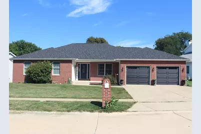 1402 W Masters Lane, Decatur, IL 62521 - Photo 1