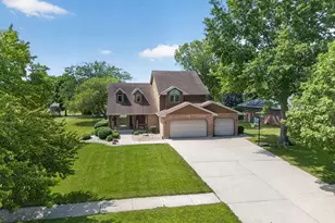 3305 W Nettle Creek Dr, Morris, IL 60450 - Photo 3