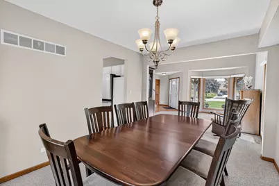 3305 W Nettle Creek Drive, Morris, IL 60450 - Photo 9