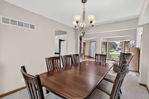 3305 W Nettle Creek Dr, Morris, IL 60450 - Photo 9