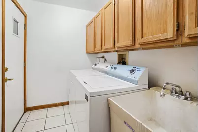 1280 N Aspen Way, Addison, IL 60101 - Photo 11