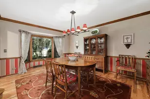 1381 Champion Forest Ct, Wheaton, IL 60187 - Photo 5