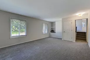 2401 Brunswick Cir, Woodridge, IL 60517 - Photo 13