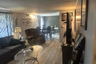 1101 Mercury Dr, Schaumburg, IL 60193 - Photo 9