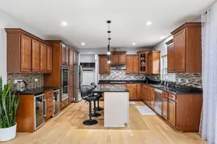 17933 S Beechwood Ct, Lockport, IL 60441 - Photo 15