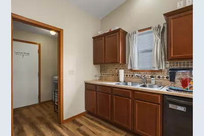 8460 Crooked Bend Road, Machesney Park, IL 61115 - Photo 9