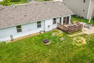 8460 Crooked Bend Rd, Machesney Park, IL 61115 - Photo 27