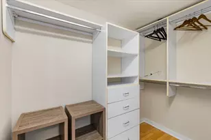 57 E Delaware Pl, Chicago, IL 60611 - Photo 13