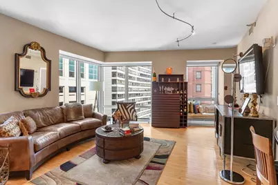 57 E Delaware Place #1104, Chicago, IL 60611 - Photo 3