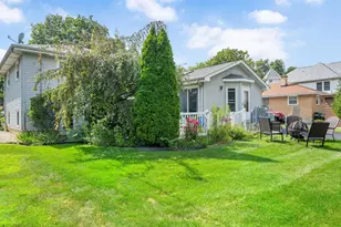 4733 S Pershing Ave, Downers Grove, IL 60515 - Photo 23