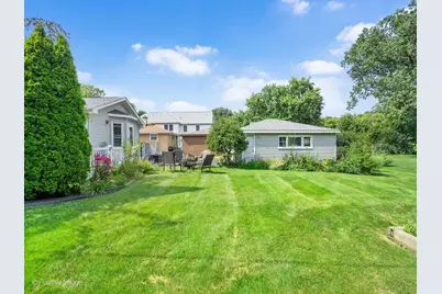 4733 S Pershing Avenue, Downers Grove, IL 60515 - Photo 25