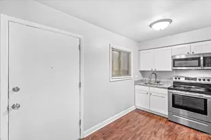 1100 N Wheeling Rd, Mount Prospect, IL 60056 - Photo 5