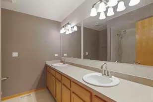 5010 W 79th St, Burbank, IL 60459 - Photo 21