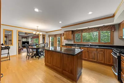8S765 Singletree Lane, Naperville, IL 60565 - Photo 11