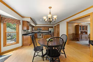 8S765 Singletree Ln, Naperville, IL 60565 - Photo 9