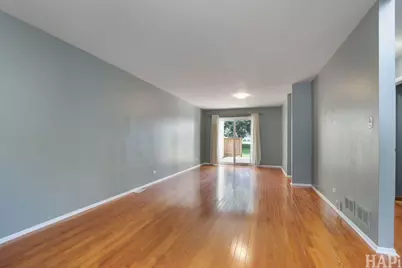 1046 Cumberland Court, Vernon Hills, IL 60061 - Photo 5