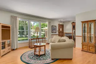 7827 Rohrer Dr, Downers Grove, IL 60516 - Photo 5