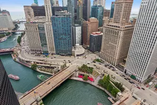 300 N State St, Chicago, IL 60654 - Photo 3