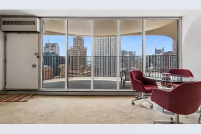 300 N State Street #4333, Chicago, IL 60654 - Photo 13