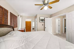30W375 Pinehurst Dr, Naperville, IL 60563 - Photo 13
