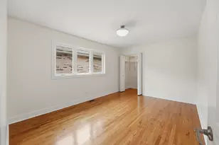 4225 N Newland Ave, Harwood Heights, IL 60706 - Photo 11