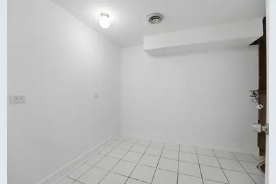 4225 N Newland Avenue, Harwood Heights, IL 60706 - Photo 23