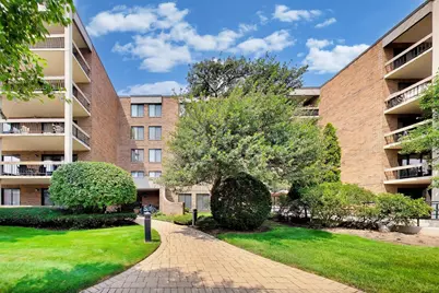 1020 N Harlem Avenue #2F, River Forest, IL 60305 - Photo 1