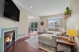 2618 Foxwood Dr, New Lenox, IL 60451 - Photo 3