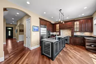 1105 Austin Ave, Park Ridge, IL 60068 - Photo 15