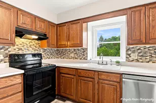 761 Garfield Ave, Libertyville, IL 60048 - Photo 7