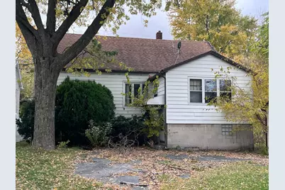 814 Greenbay Avenue, Calumet City, IL 60409 - Photo 1