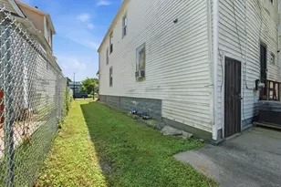 11754 S Wallace St, Chicago, IL 60628 - Photo 47