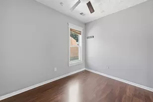 11754 S Wallace St, Chicago, IL 60628 - Photo 27