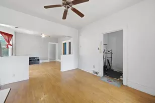 11754 S Wallace St, Chicago, IL 60628 - Photo 11