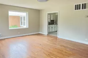 9405 S 76th Ct, Hickory Hills, IL 60457 - Photo 9