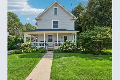 213 W Maple Avenue, Libertyville, IL 60048 - Photo 1