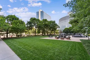 500 W Superior St, Chicago, IL 60654 - Photo 27