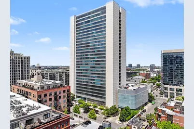 500 W Superior Street #1805, Chicago, IL 60654 - Photo 1