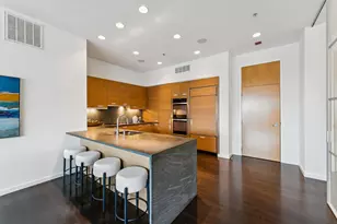 500 W Superior St, Chicago, IL 60654 - Photo 7
