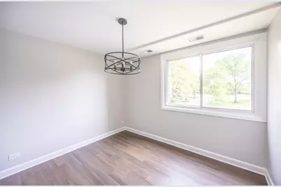 450 Raintree Court #2B, Glen Ellyn, IL 60137 - Photo 5