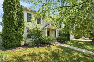 1613 Locust Rd, Morris, IL 60450 - Photo 1
