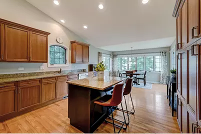 5412 Commonwealth Avenue #0, Western Springs, IL 60558 - Photo 7