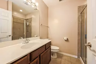 2030 W Warren Blvd, Chicago, IL 60612 - Photo 9
