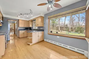501 Glenwood Trail, Elgin, IL 60120 - Photo 9