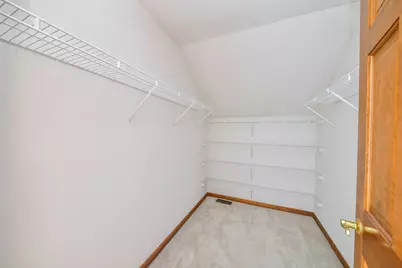 2324 Kalamazoo Drive, Naperville, IL 60565 - Photo 23
