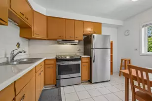 6359 N Ridge Ave, Chicago, IL 60660 - Photo 9