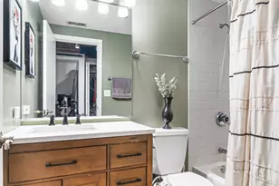 411 W Ontario St, Chicago, IL 60654 - Photo 13