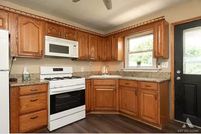 506 N Douglas Avenue, Villa Park, IL 60181 - Photo 7