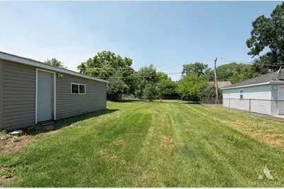 506 N Douglas Avenue, Villa Park, IL 60181 - Photo 3