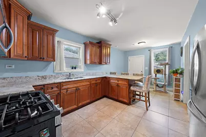 [Address not provided], Cicero, IL 60804 - Photo 9